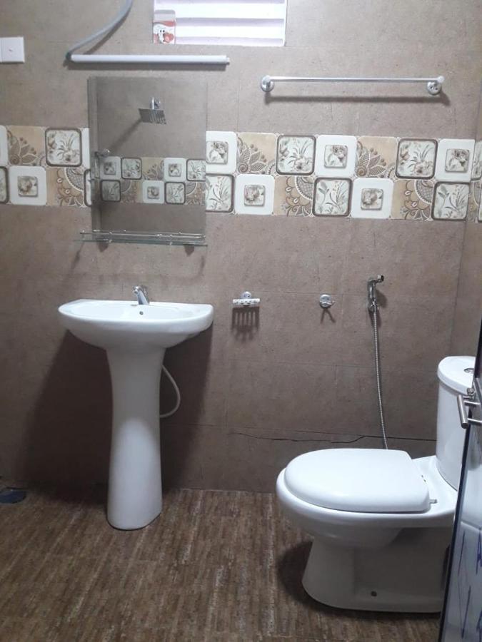 אנוראדפורה Meegahapokuna Resort מראה חיצוני תמונה