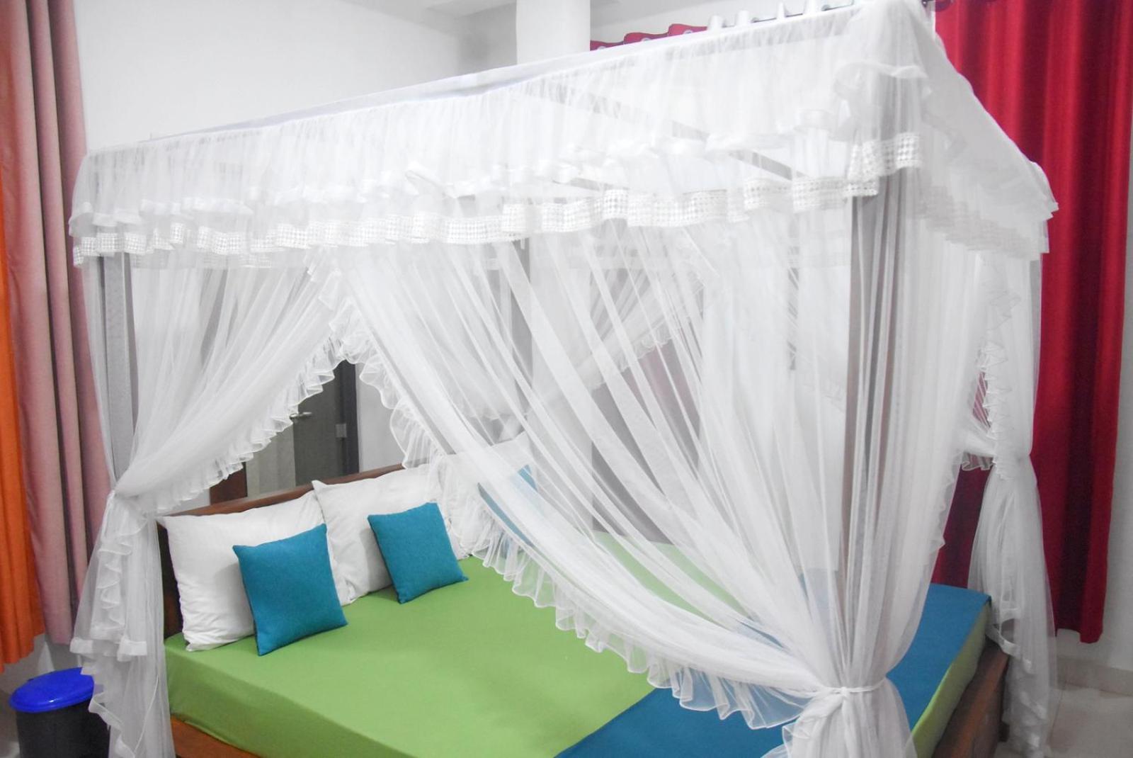 אנוראדפורה Meegahapokuna Resort מראה חיצוני תמונה